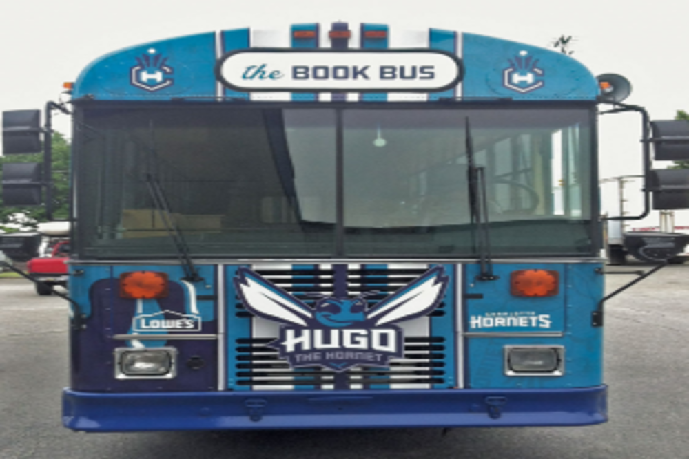 AQUADALE ELEMENTARY SCHOOL: Hornets Book Bus