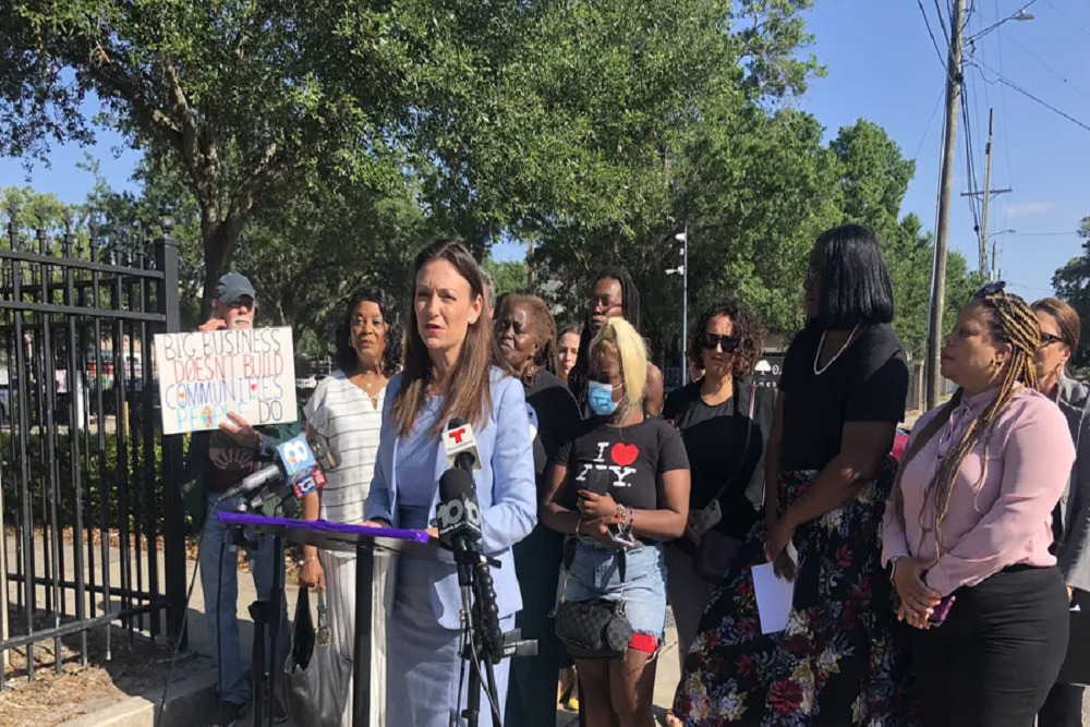 Nikki Fried compares Tampa complex to ‘slumlords’ on affordable housing campaign stop
