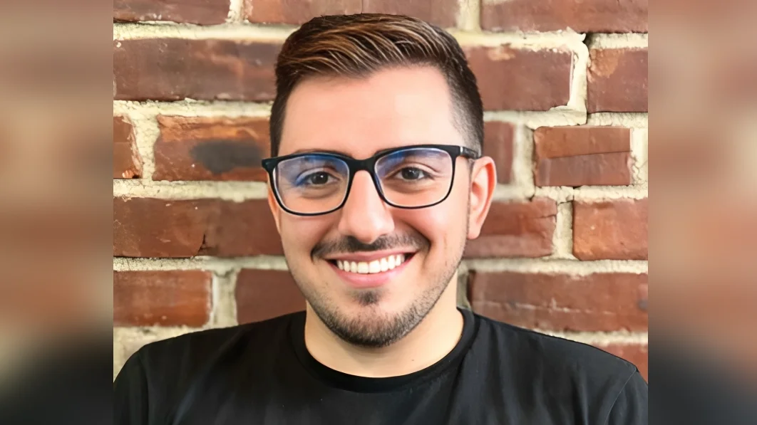 Stephen Comp, Associate Stephen Comp, Associate