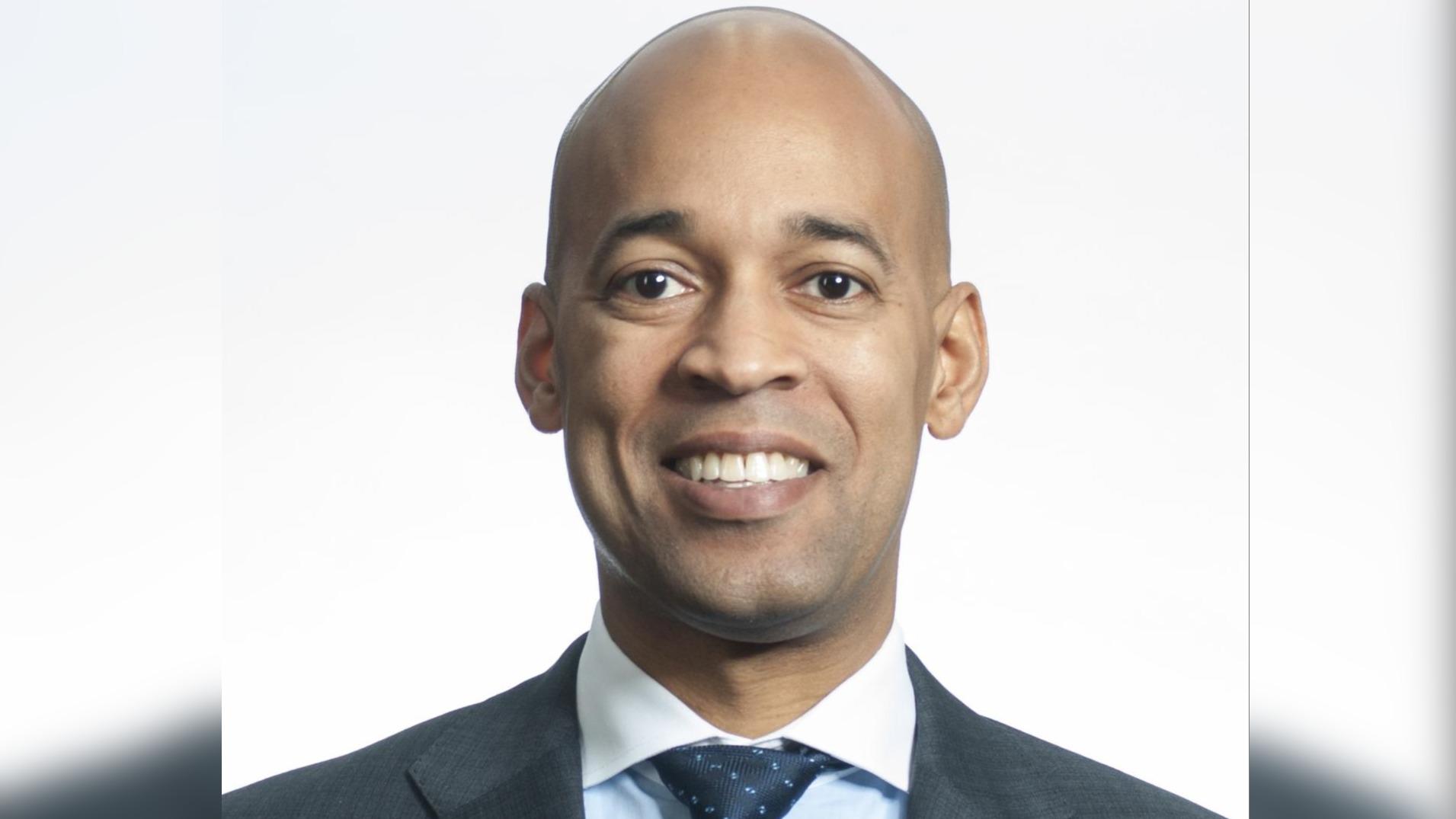 Shawn Cole, V.P. ‐ Global Sales Shawn Cole, V.P. ‐ Global Sales