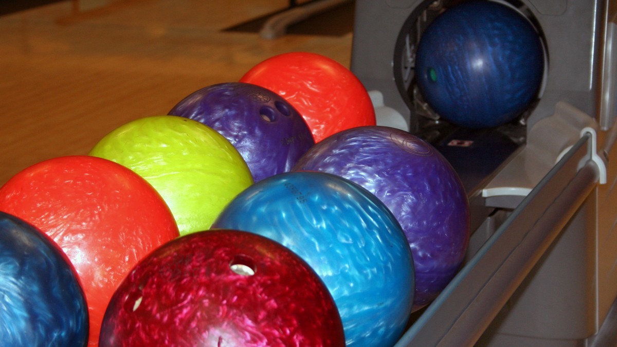 Girls’ bowling captures fourth Oakland County Championship in program history