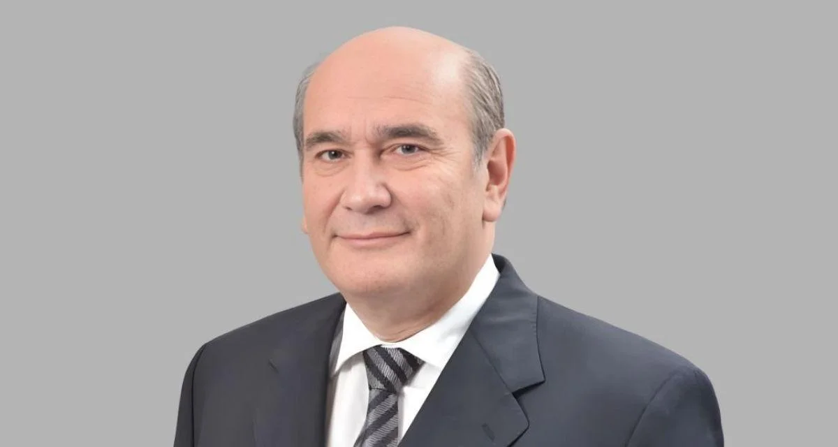 Rubén Armando Rivarola, Executive Director
