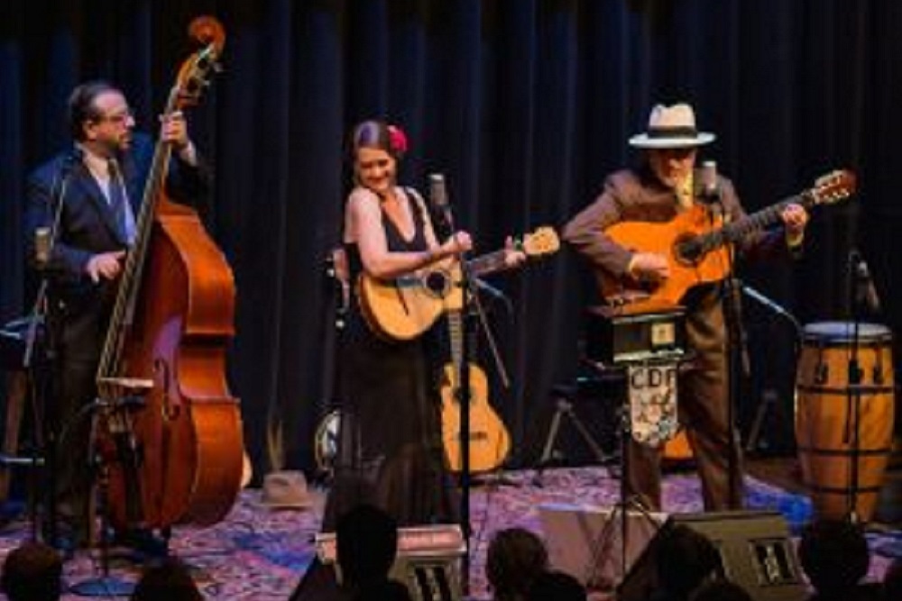Cascada De Flores to Share Musical Heritage of Mexico, Latin America During Concert Cascada De Flores to Share Musical Heritage of Mexico, Latin America During Concert