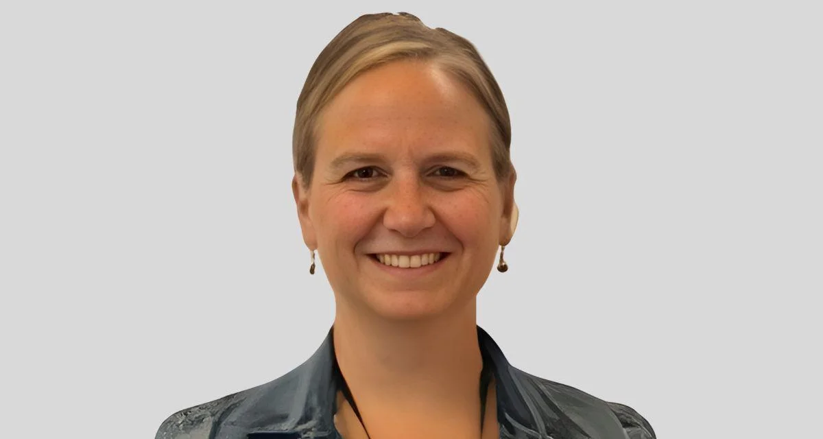 Rebecca Szydlowski receives public health nursing award in Sauk County