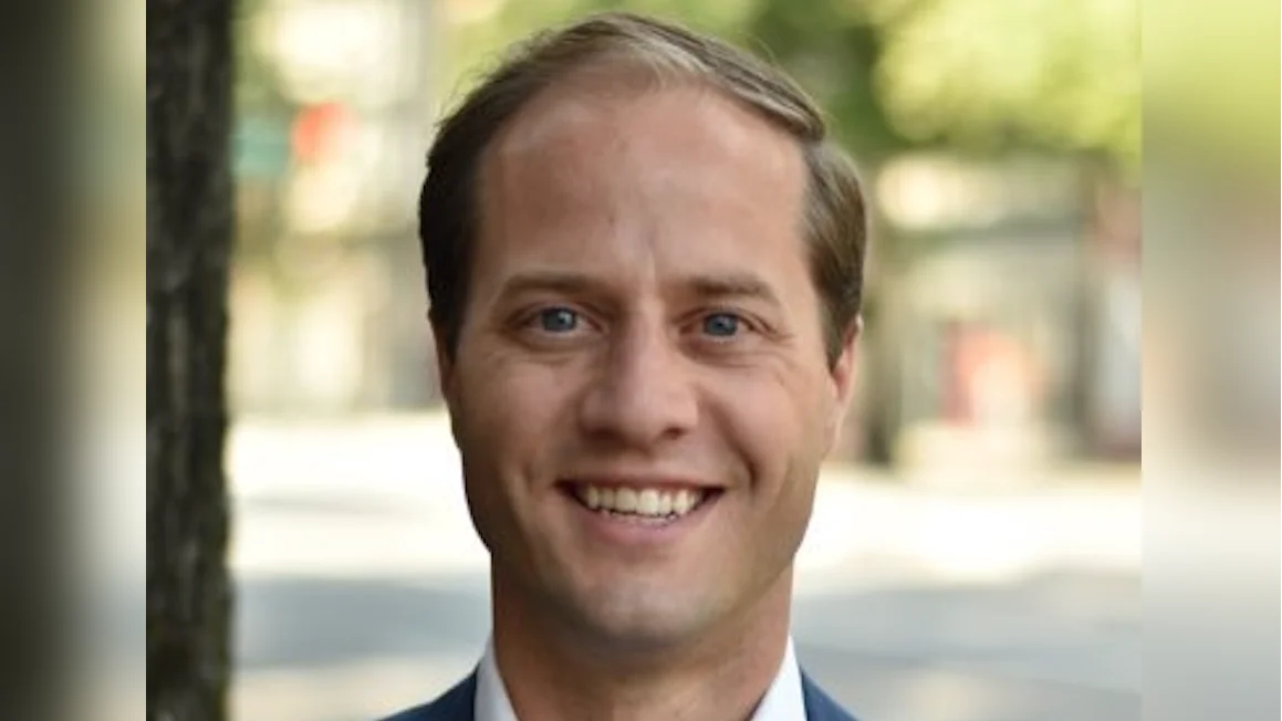 Mark Earley’s tweets highlight engagement in political events