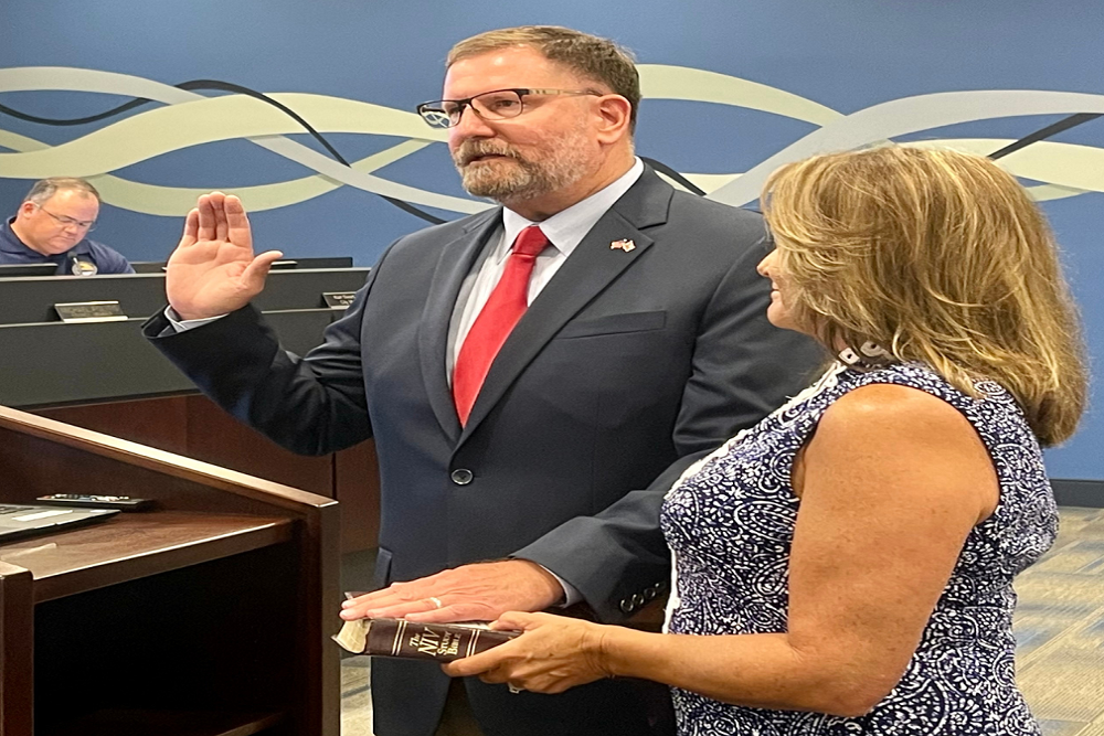 Chris Conomos Selected to Fill Vacancy on Shores City Council