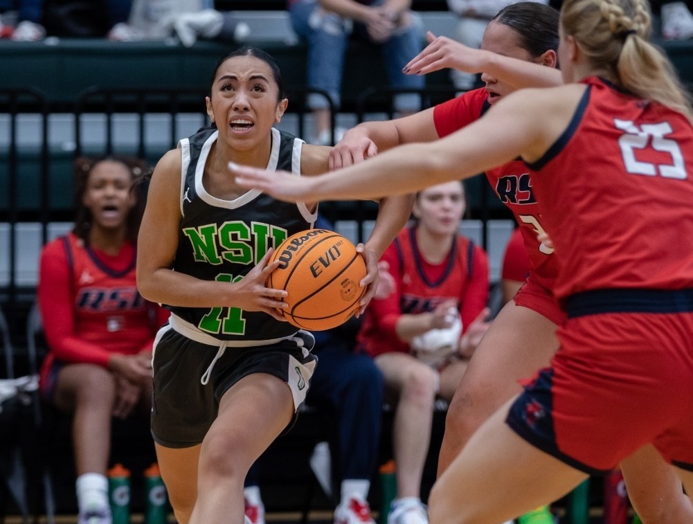 Northeastern State University Hillcats pull away in the fourth quarter to beat RiverHawks