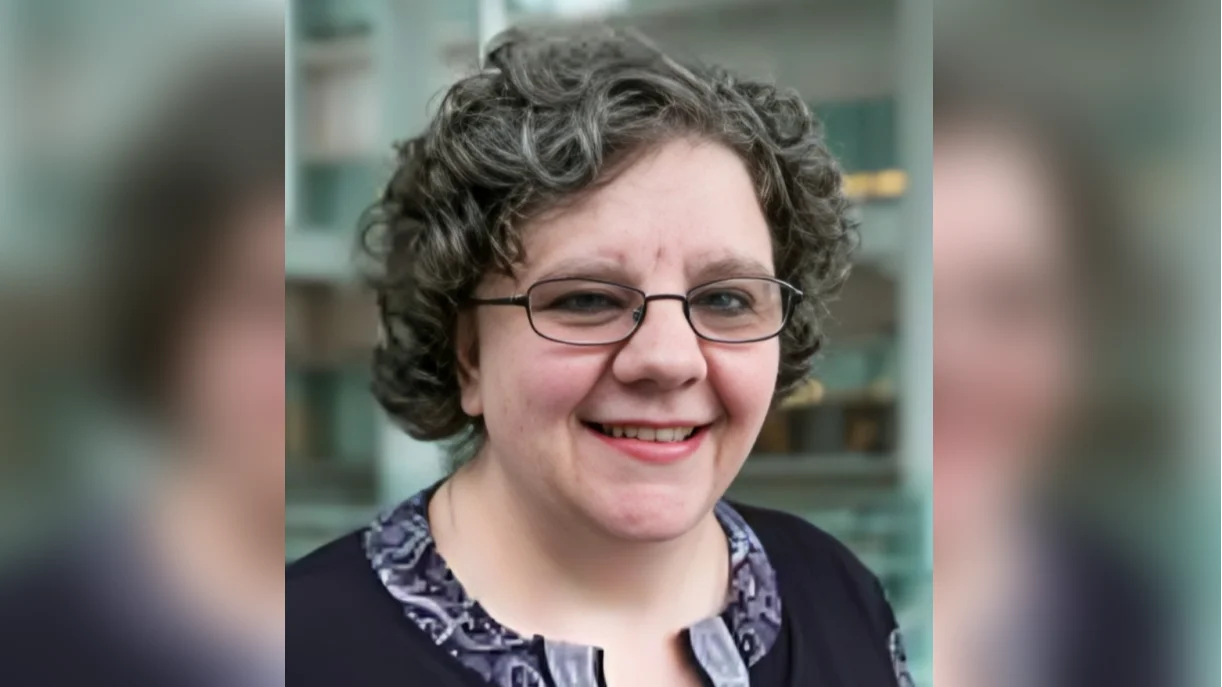 Robin Hermann Associate Director