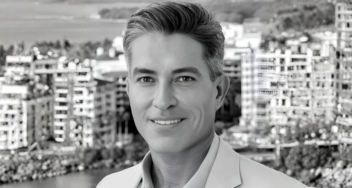 Roland Ortiz, Global Real Estate Advisor at One Sotheby’s International Realty Roland Ortiz, Global Real Estate Advisor at One Sotheby’s International Realty