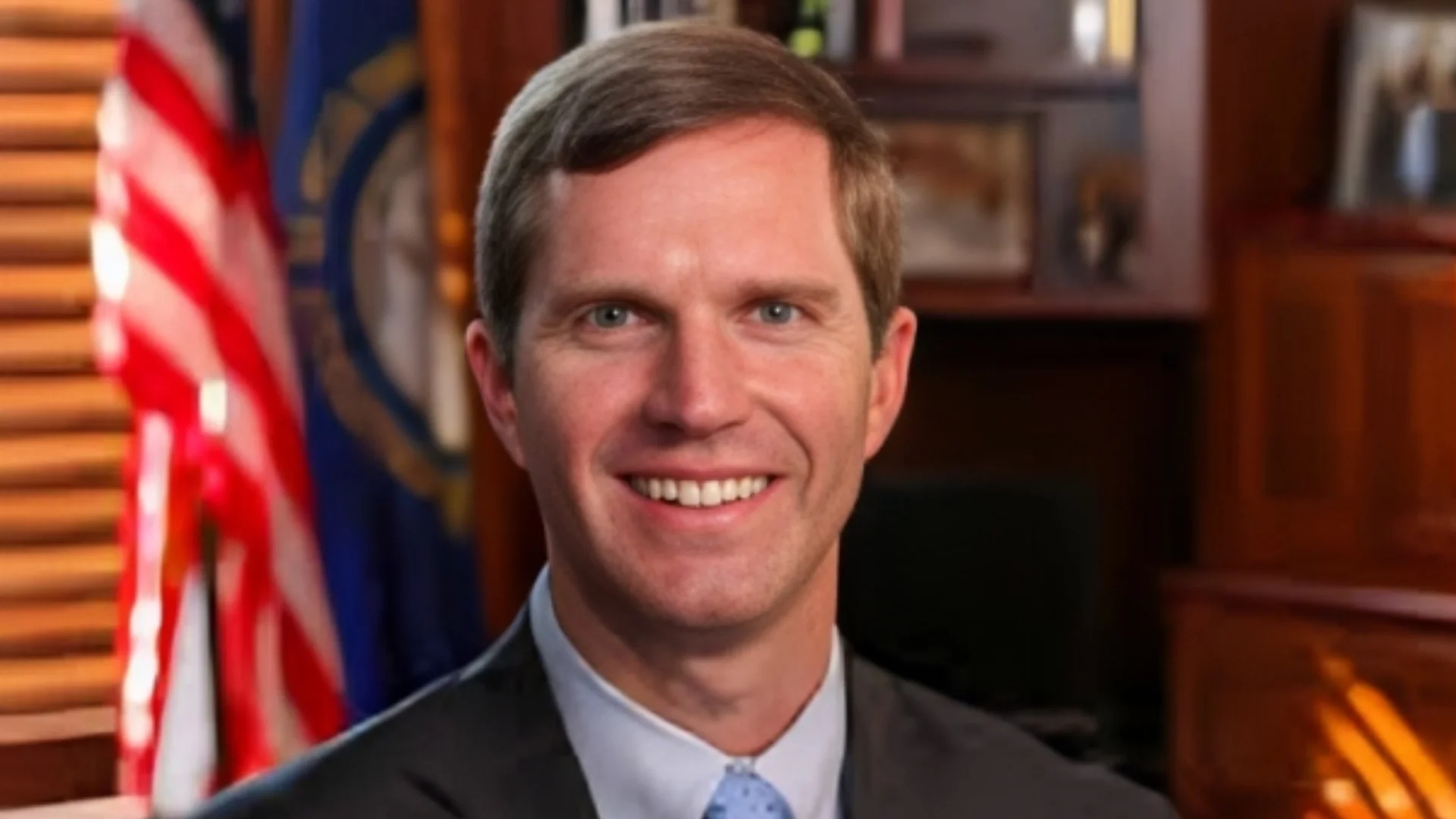 Kentucky highway crews tackle icy roads amid severe winter storm