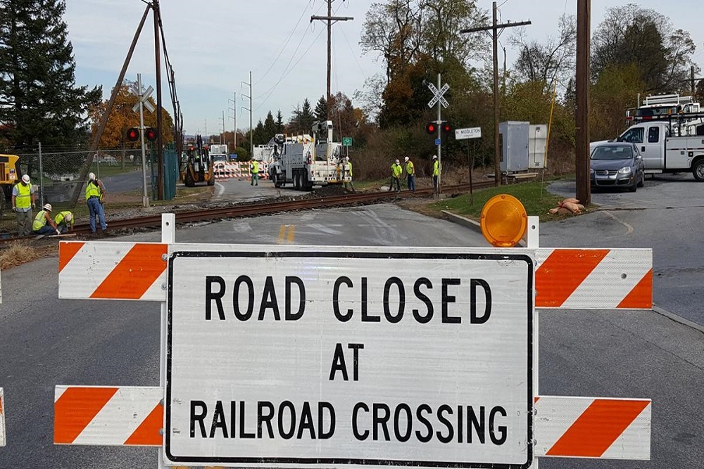 TOWN OF WILSONA MILLS: Railroad Crossing Closed