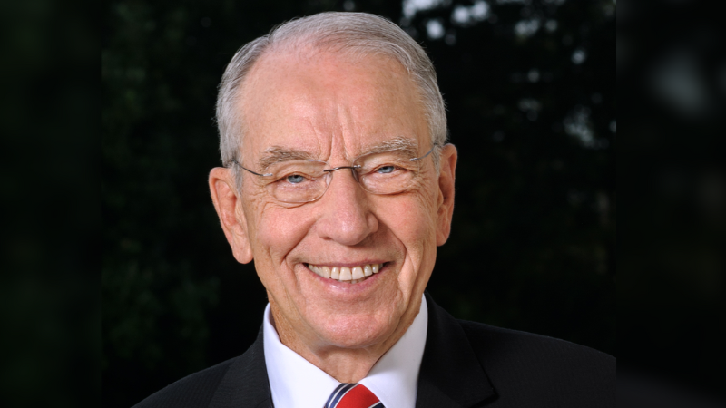 Senator Grassley Backs the Blue in Coralville