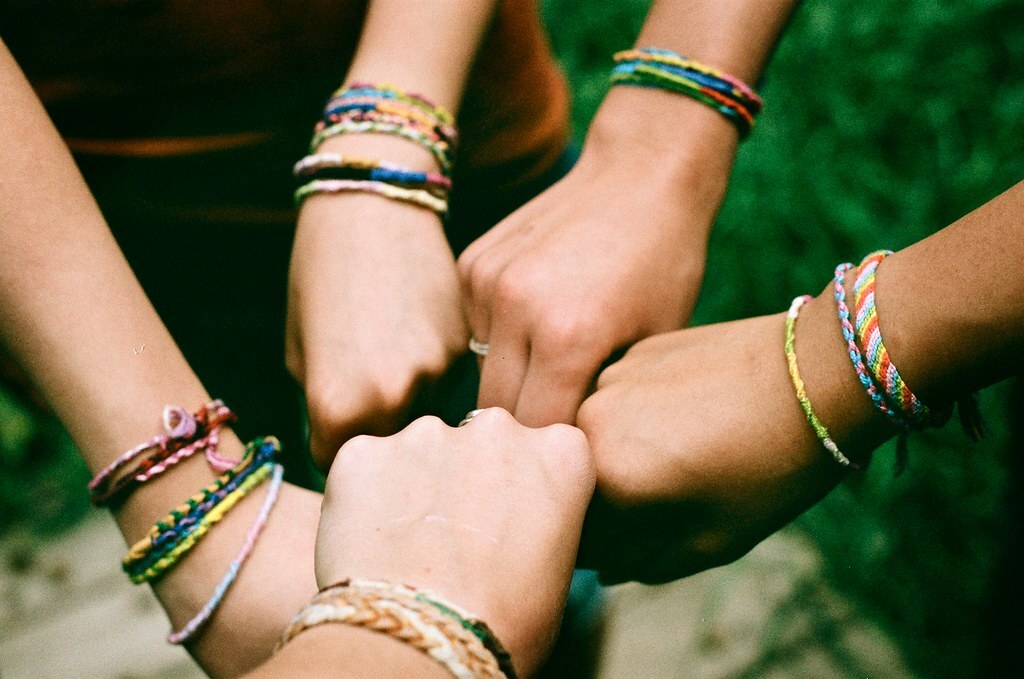 Make a Friendship Bracelet on Feb. 13