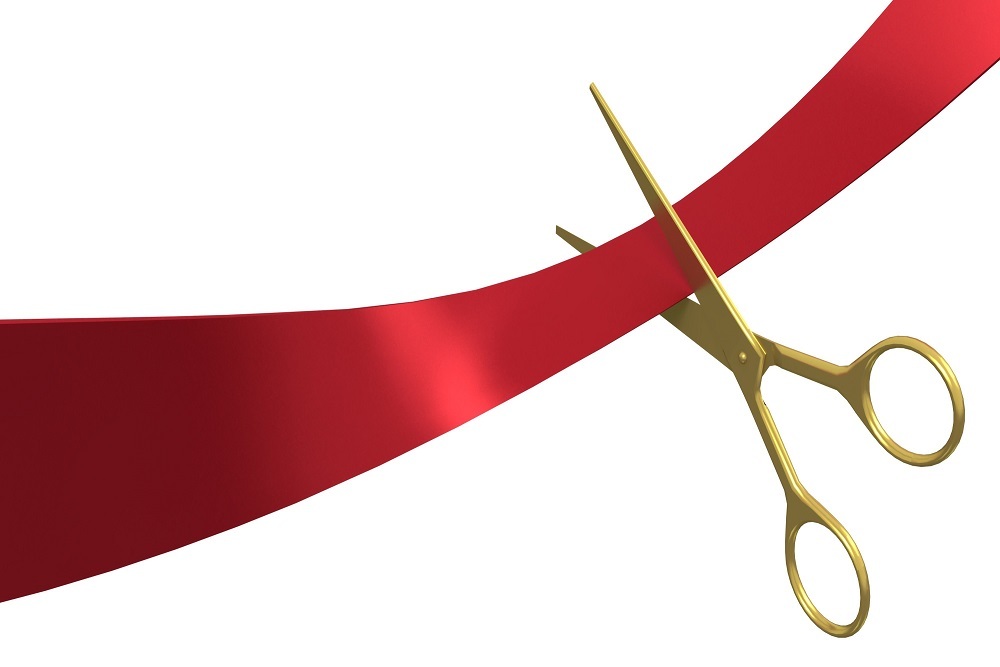 Ribbon Cutting: Harold’s Chicken on August 16