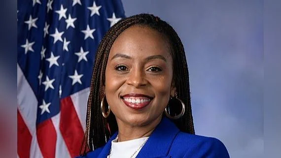 Shontel Brown criticizes Trump policies and rising healthcare costs in August posts