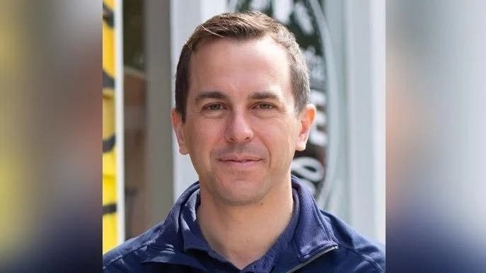 Rob Menendez addresses energy policies and worker rights in recent tweets