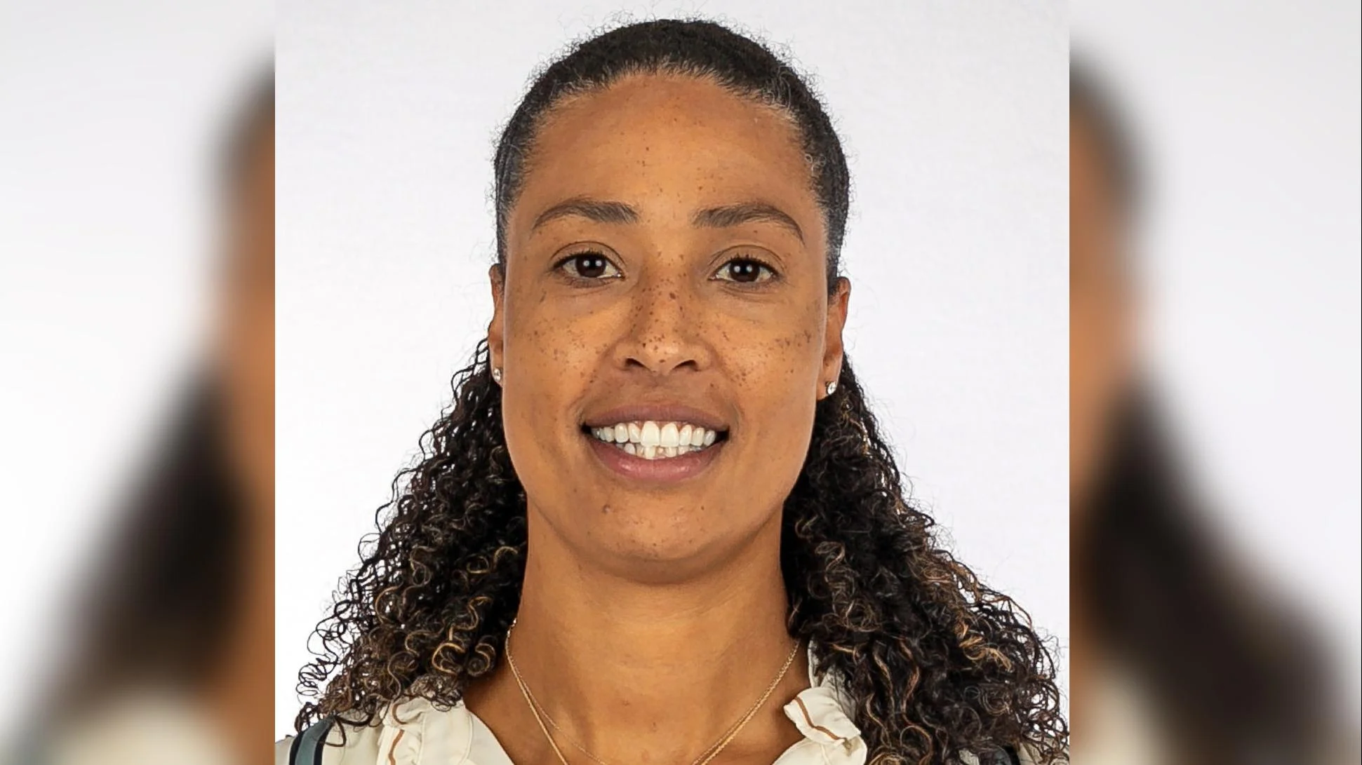 Chapman’s late free throws lift Yale Bulldogs women’s basketball past Rider