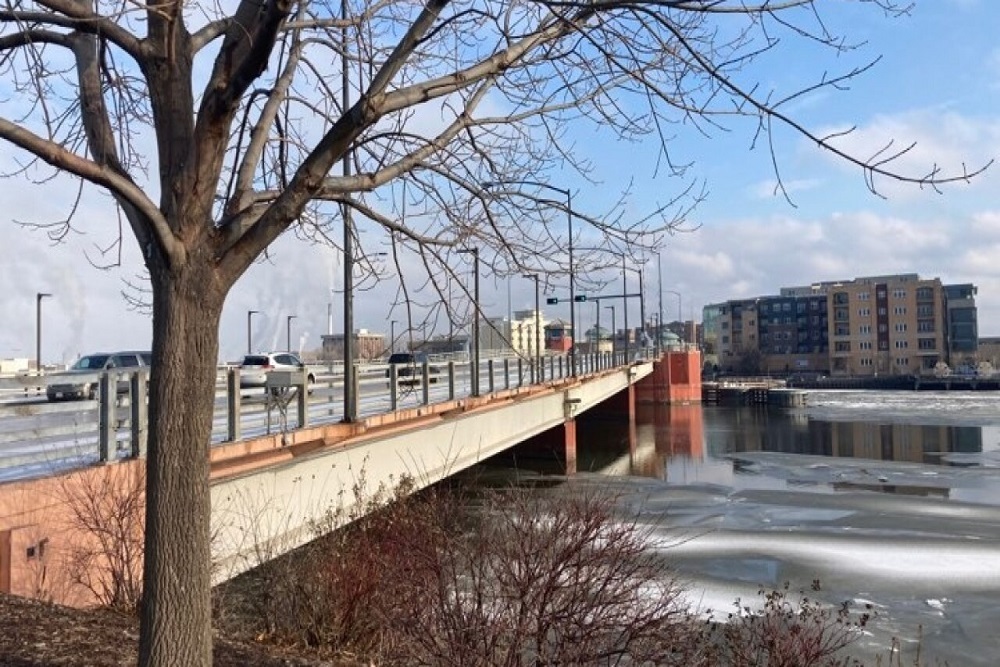 Short-Term Closure of the Ray Nitschke Memorial Bridge