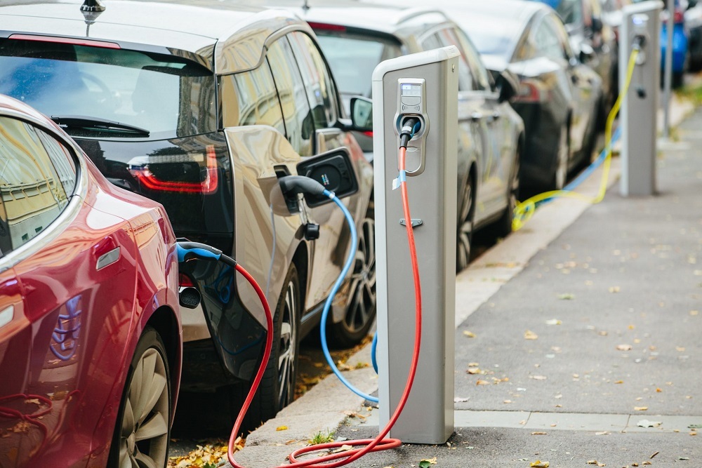 DNREC’s Clean Transportation Incentive Programs offer rebates and incentives for electric and bi-fuel vehicles, as well as for the installation of public charging stations