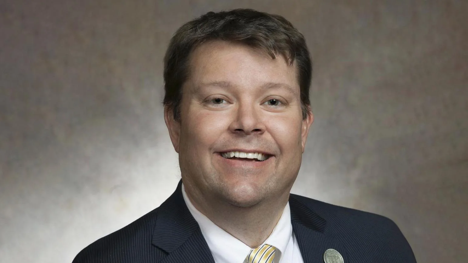 Sen. Jagler authors Wisconsin Senate bill on school report card standards