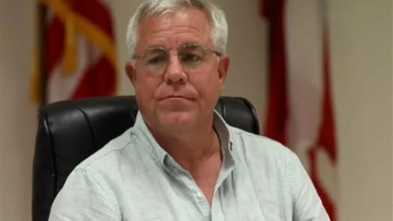 Pioneer Mayor Ed Kidston