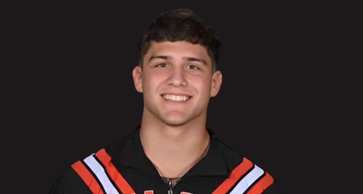 Alex Facundo earns Big 12 Wrestler of the Week after win over Missouri