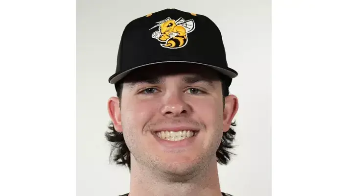 Loudoun Valley High School standout Aaron Lautenschlager’s collegiate team loses game in the NCAA Division III Baseball Championship on Saturday, May 17