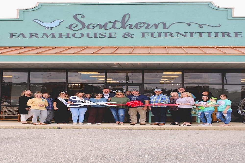 Welcome to Wiggins Southern Farmhouse and Furniture