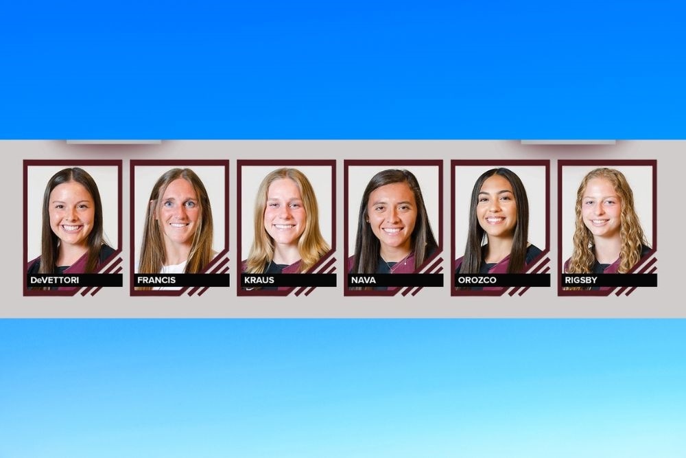 Women’s soccer lands six on Academic All-District Team Women’s soccer lands six on Academic All-District Team