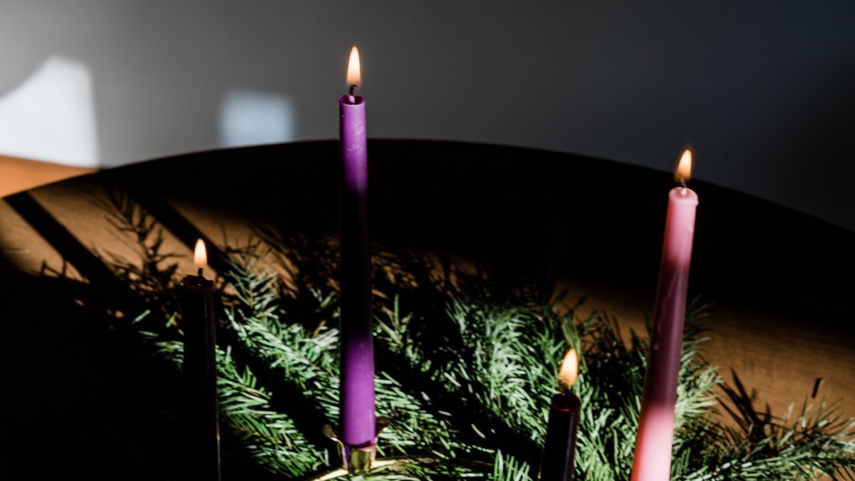 St. Matthew the Apostle Catholic Parish in Gahanna, Ohio, reminded parishioners not to lose focus, but to make time for our Lord this Advent season. St. Matthew the Apostle Catholic Parish in Gahanna, Ohio, reminded parishioners not to lose focus, but to make time for our Lord this Advent season.