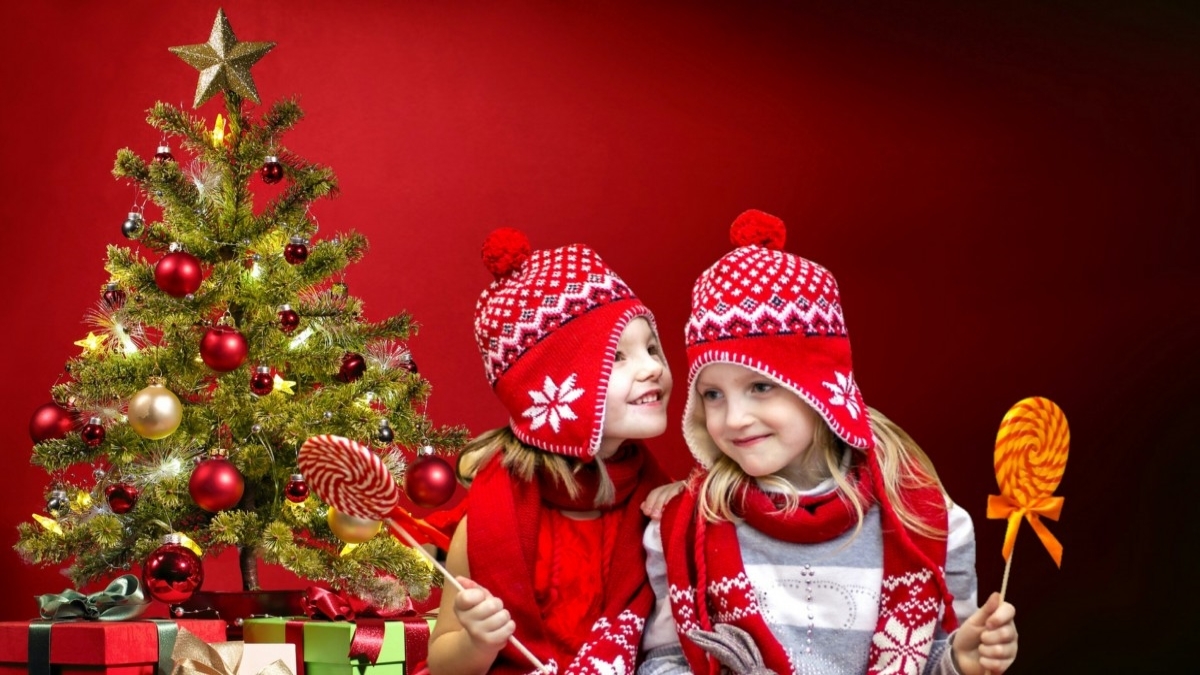 Local doctor says having a Christmas tree in your home could trigger allergy symptoms Local doctor says having a Christmas tree in your home could trigger allergy symptoms