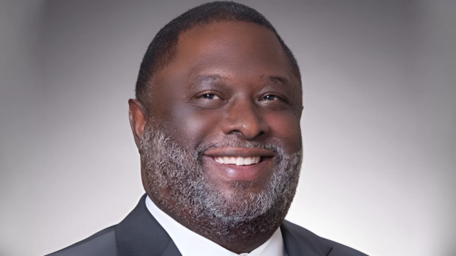 Willie E. Smith, Sr, Ed.D. Chancellor - Baton Rouge Community College Willie E. Smith, Sr, Ed.D. Chancellor - Baton Rouge Community College