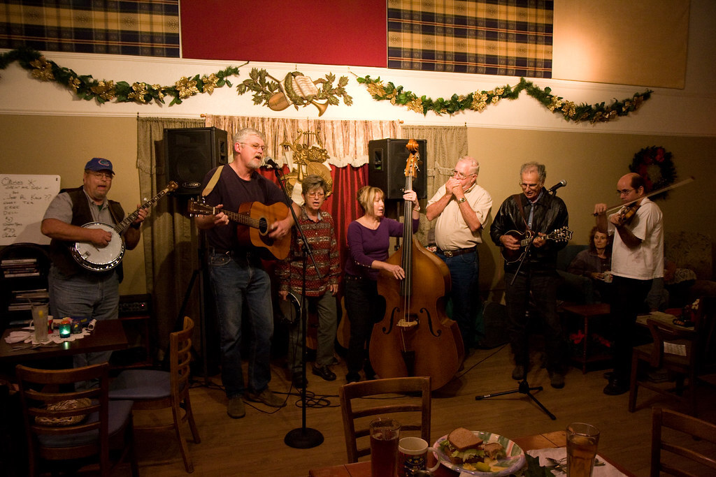 Headwaters Coffeehouse & Open Mic Headwaters Coffeehouse & Open Mic