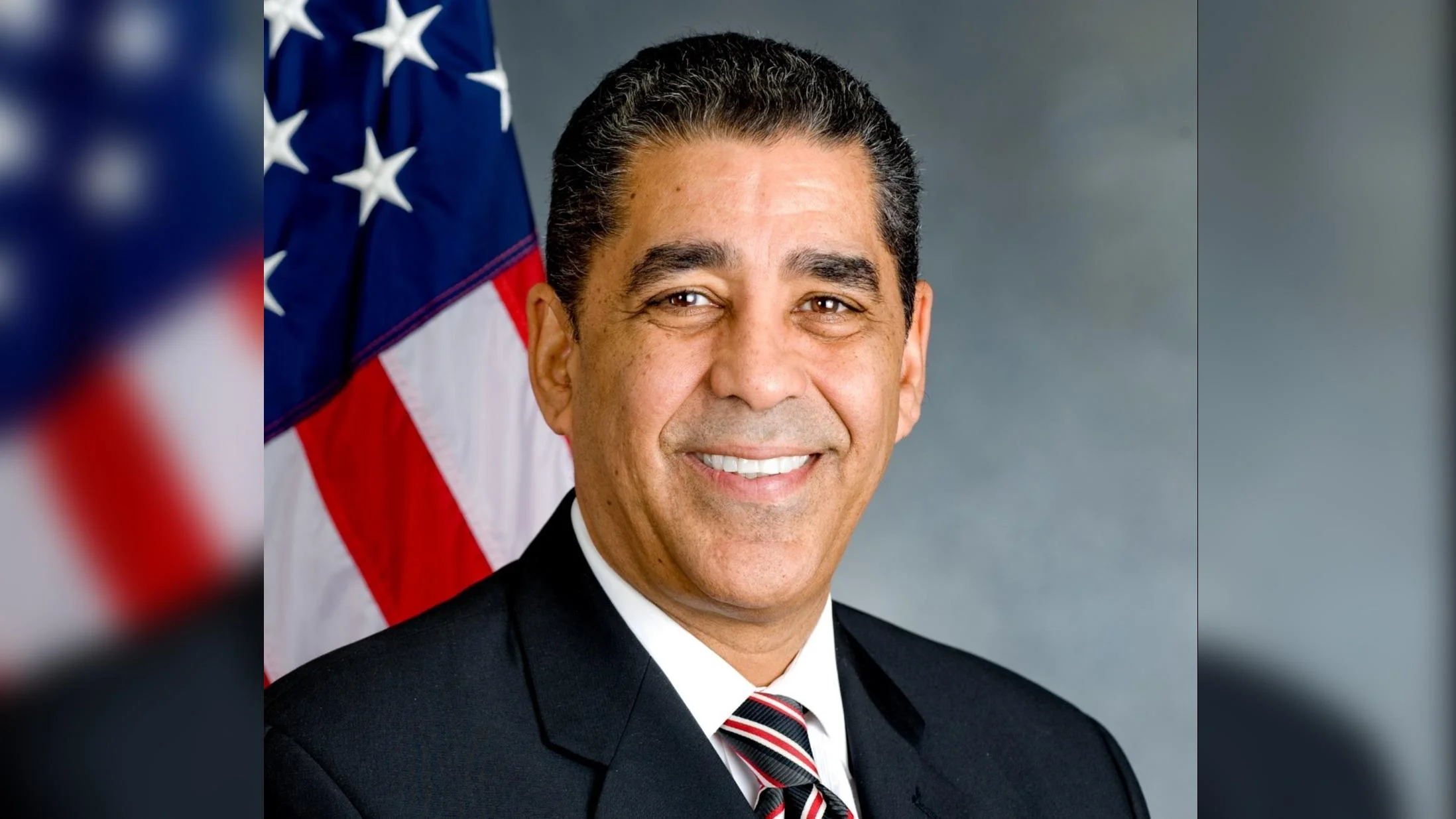 Adriano Espaillat recognizes team’s community work and highlights transit bill effort