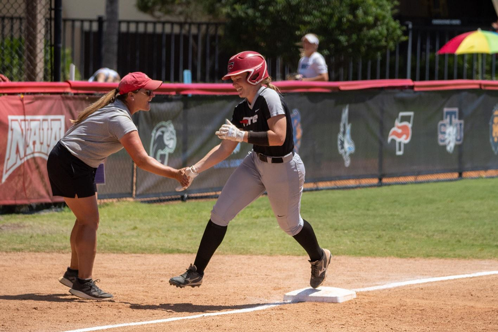 Softball Racks Up Sun Conference Accolades
