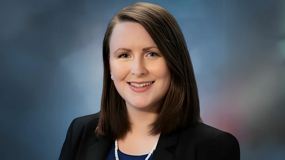 Savannah Griesinger Vice President, Communications & Savannah Griesinger Vice President, Communications &