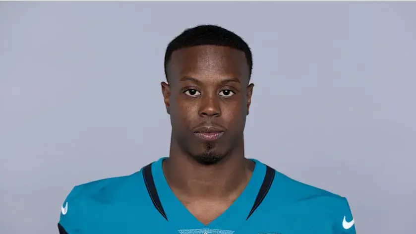 Who among former Southwest Louisiana area high school athletes will be active on Sunday, Dec. 28?