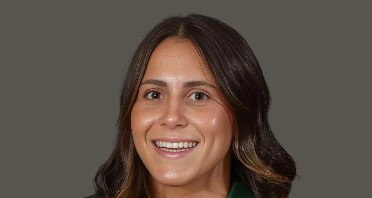 Ariadna Temprano Xambó, Women's Water Polo at Hawaiʻi Rainbow Wahine Ariadna Temprano Xambó, Women's Water Polo at Hawaiʻi Rainbow Wahine