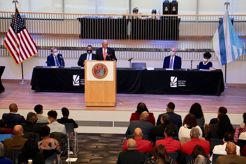 Mayor, Commissioners take Oath of Office