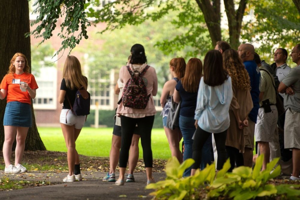 Saturday Campus Tour on March 25