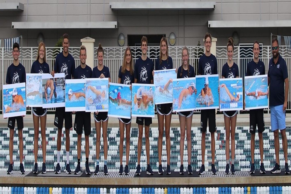 Sharks Swimming Honors Senior Class