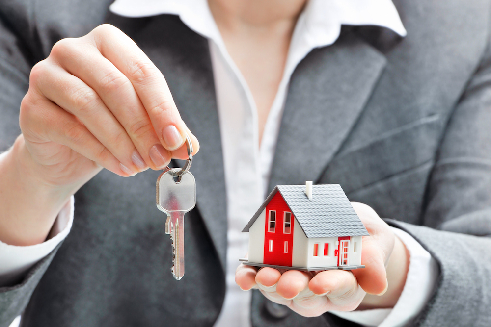 Eagan home prices rise in April 2017