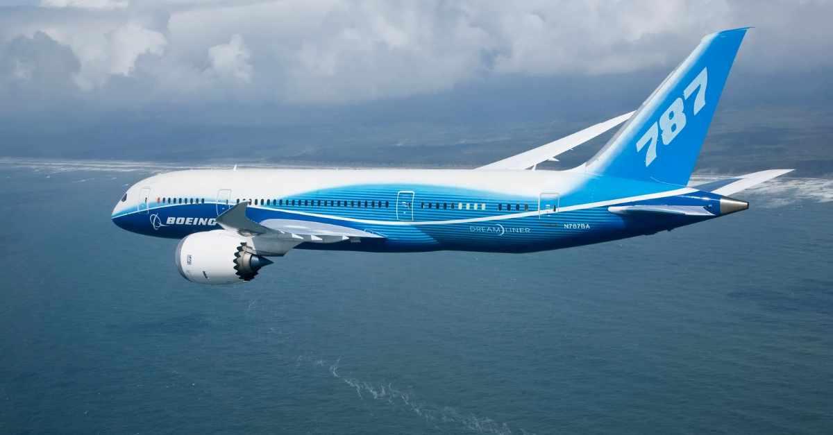 Boeing 787 Dreamliners Boeing 787 Dreamliners