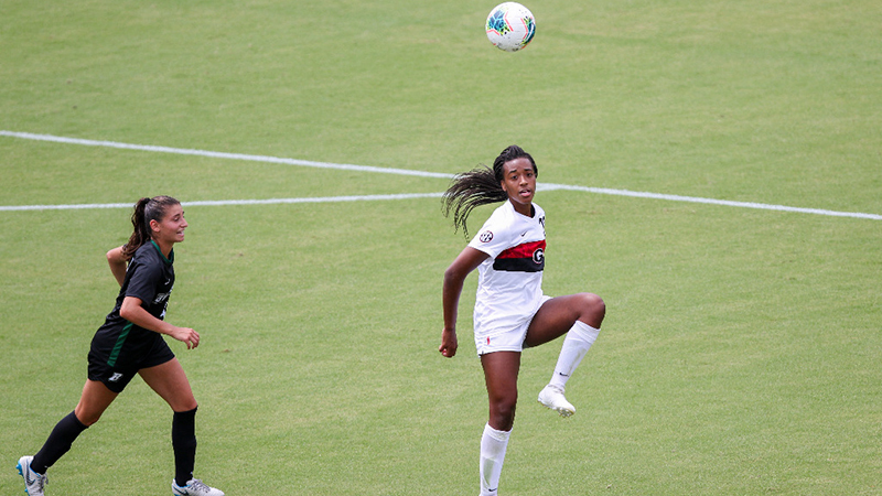 Bulldogs’ Bruster, ‘a critical member of the Georgia backline,’ drafted by San Diego Wave FC