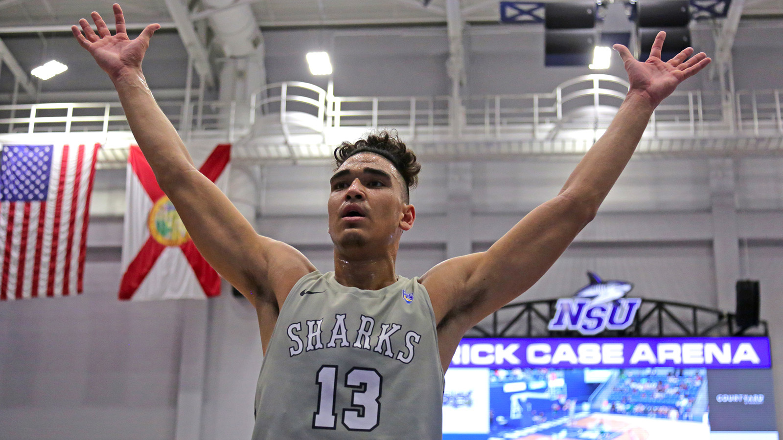 Team Effort Leads #2 Sharks to SSC Win over Barry