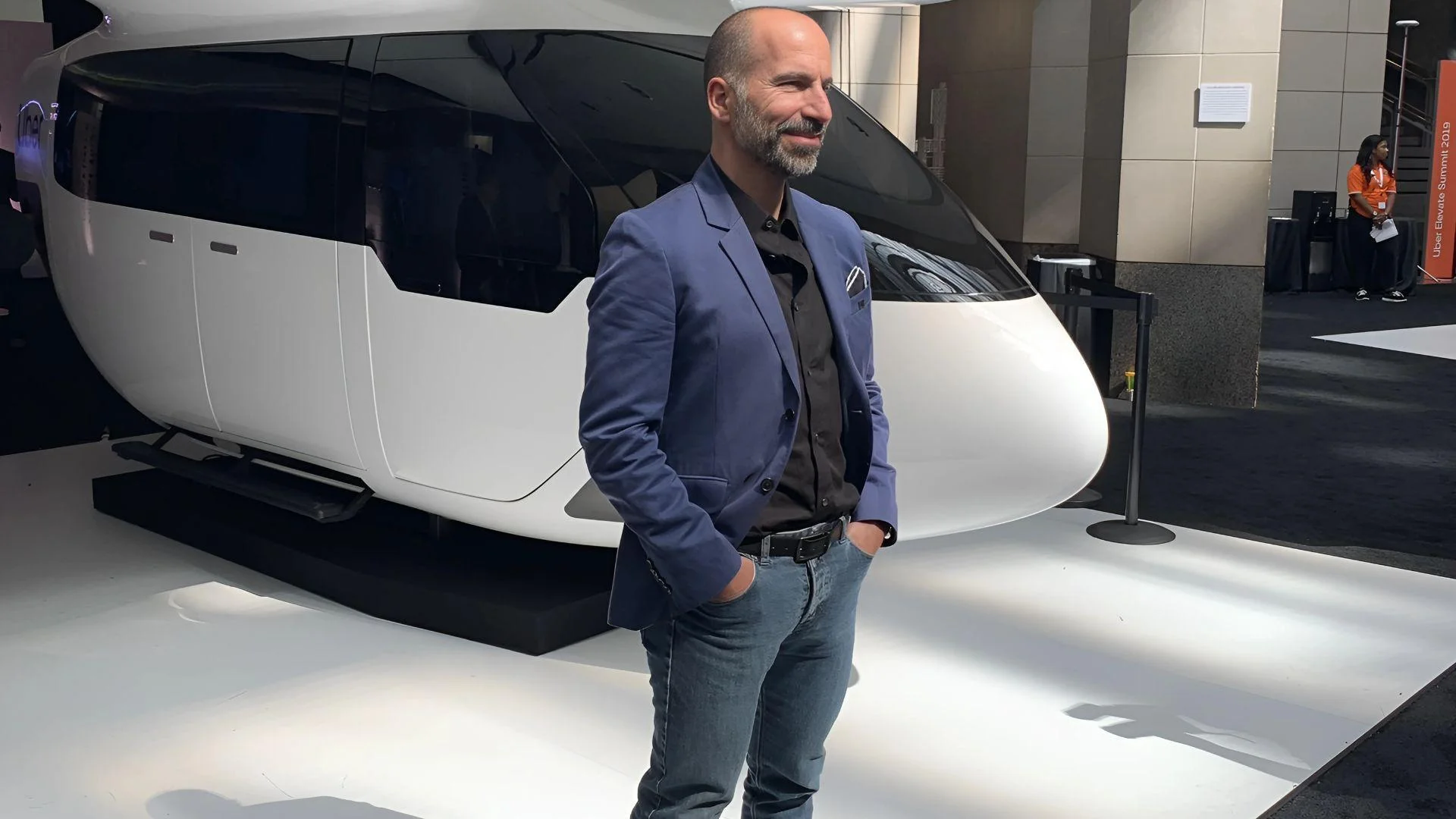 Uber Eats and Postmates partner with Hugo’s Tacos to support LA firefighters and responders