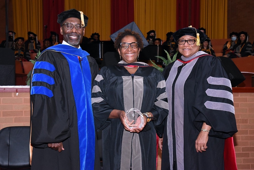 47 New Doctors of Veterinary Medicine recognized during 2022 Spring Commencement