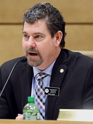Minnesota State Assistant Majority Leader Sen. John R. Jasinski (R-Fairbault) Minnesota State Assistant Majority Leader Sen. John R. Jasinski (R-Fairbault)