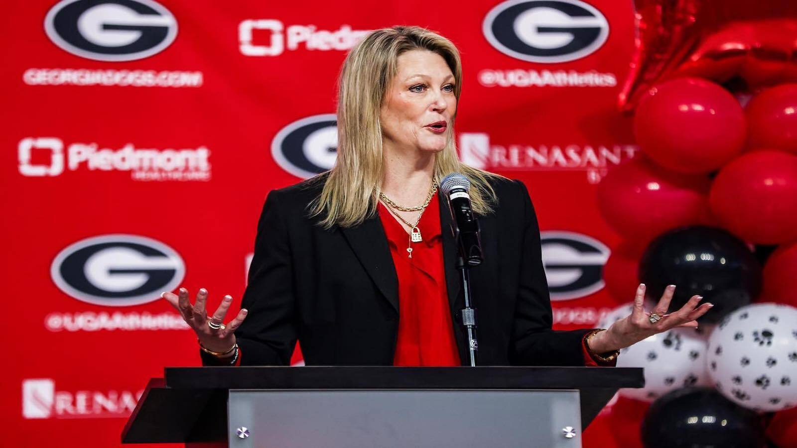 Abrahamson-Henderson named as third full-time head coach in Georgia women’s basketball history: ‘This is a dream come true’