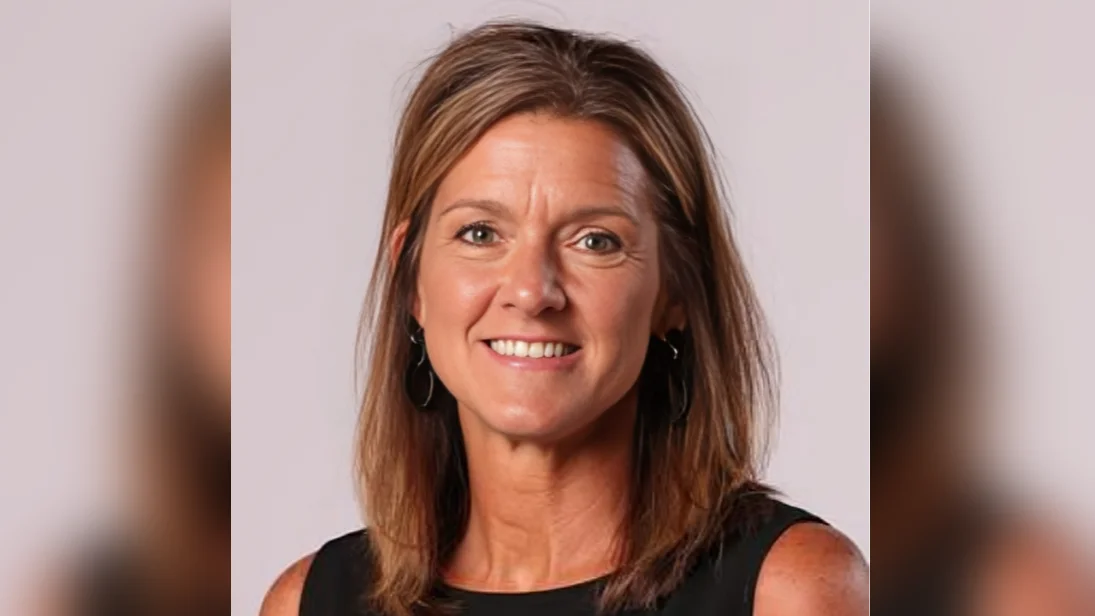 Robin Pingeton Head Coach Robin Pingeton Head Coach